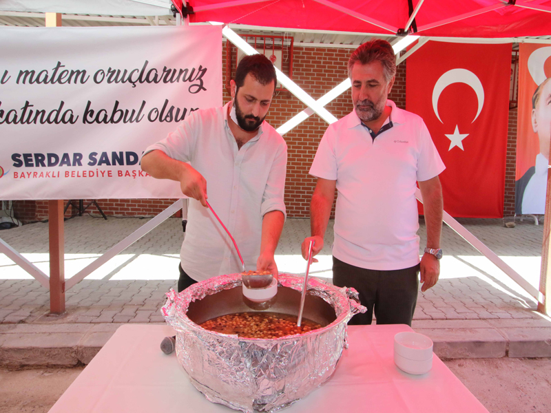 Bayraklı’da Aşure Günü